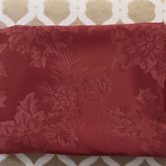 unknown Other - Holiday Table Cloth